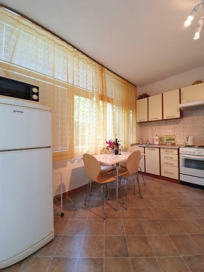 Apartmani Renata Brela Dış mekan fotoğraf