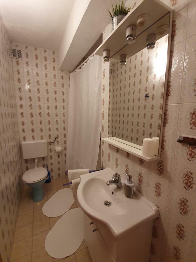 Apartmani Renata Brela Dış mekan fotoğraf